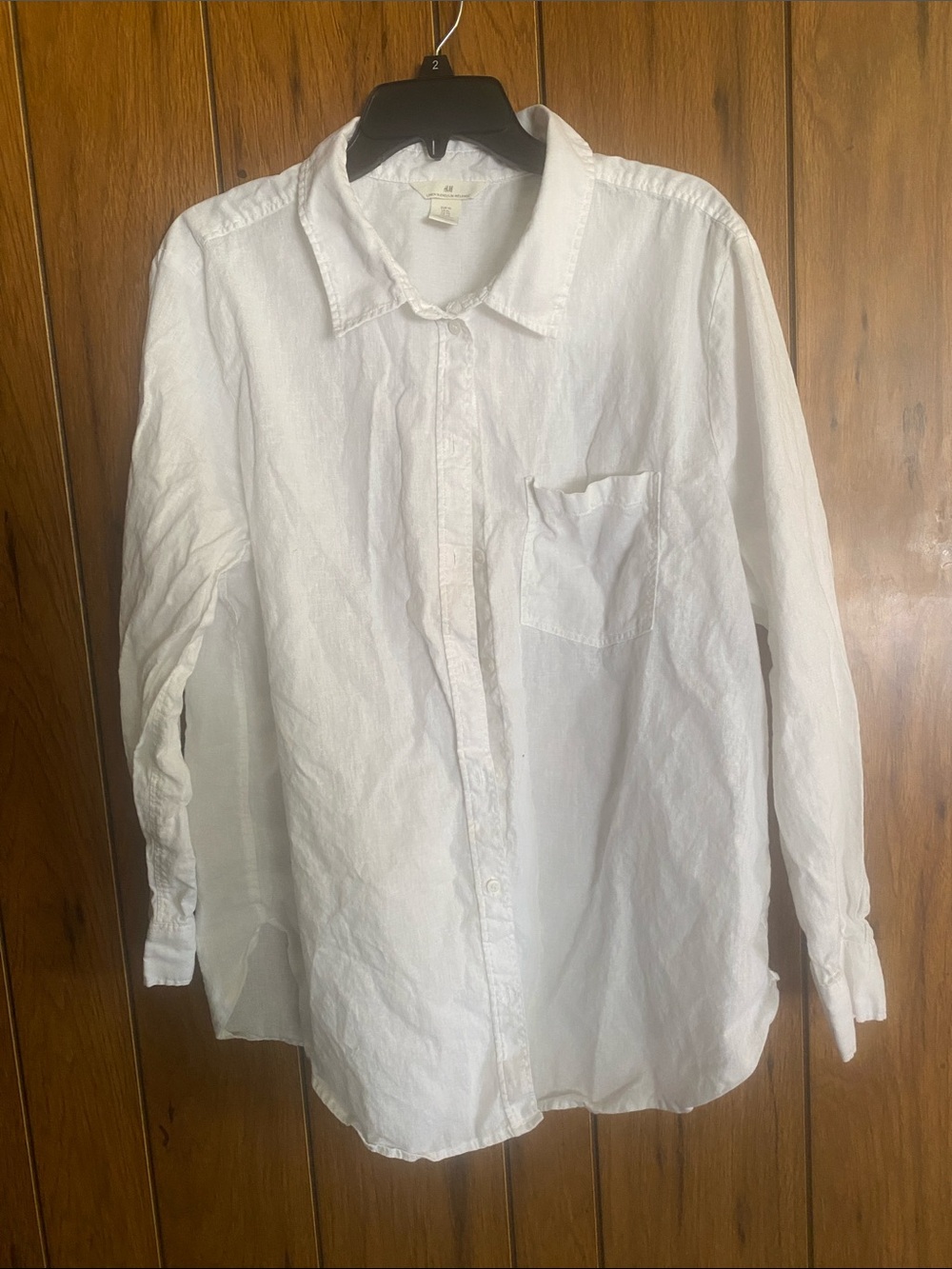 H&M White Long-Sleeve Button-Down Shirt